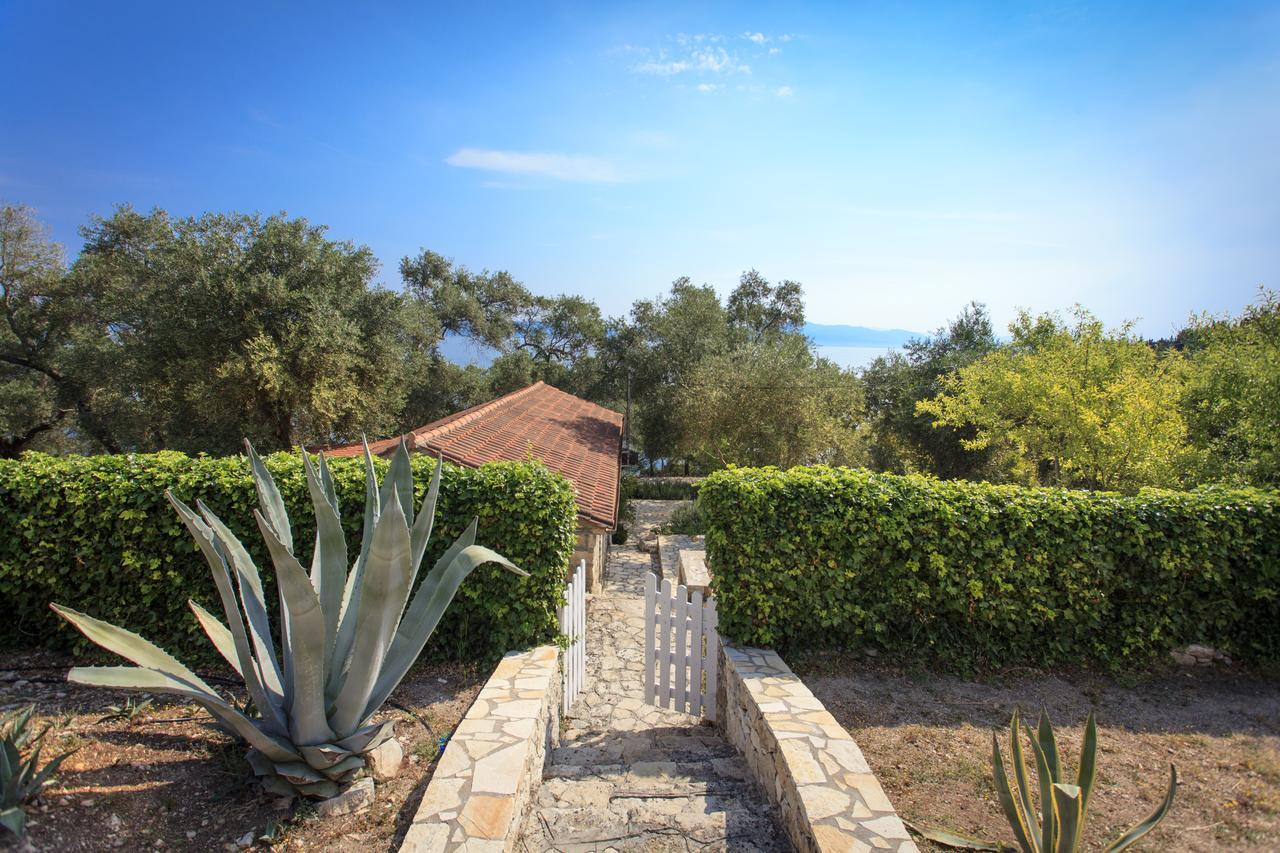 Glyfada Beach Villas Longós 외부 사진
